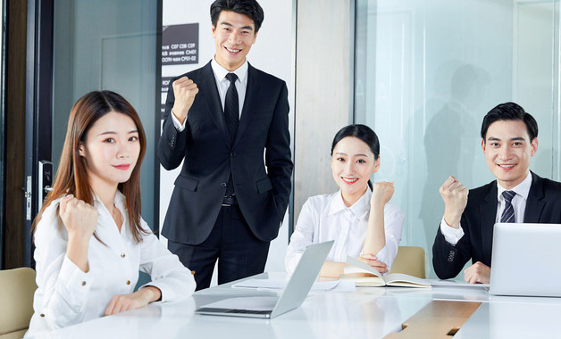 民辦中學(xué)電教、網(wǎng)絡(luò)、機房管理人員工作職責(zé)